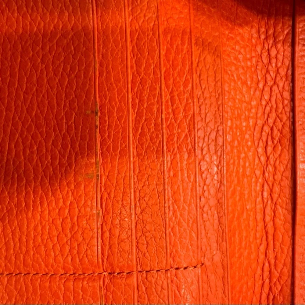 GUCCI women’s long wallet interlocking G pebbled leather Orange EUC